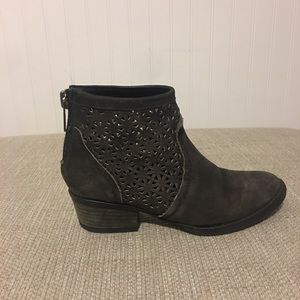 Ankle boots